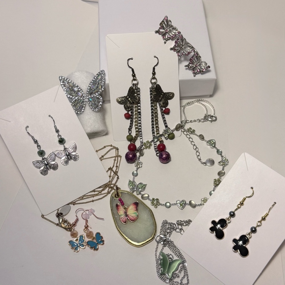 Butterfly Jewelry Bundle - Picture 2 of 14